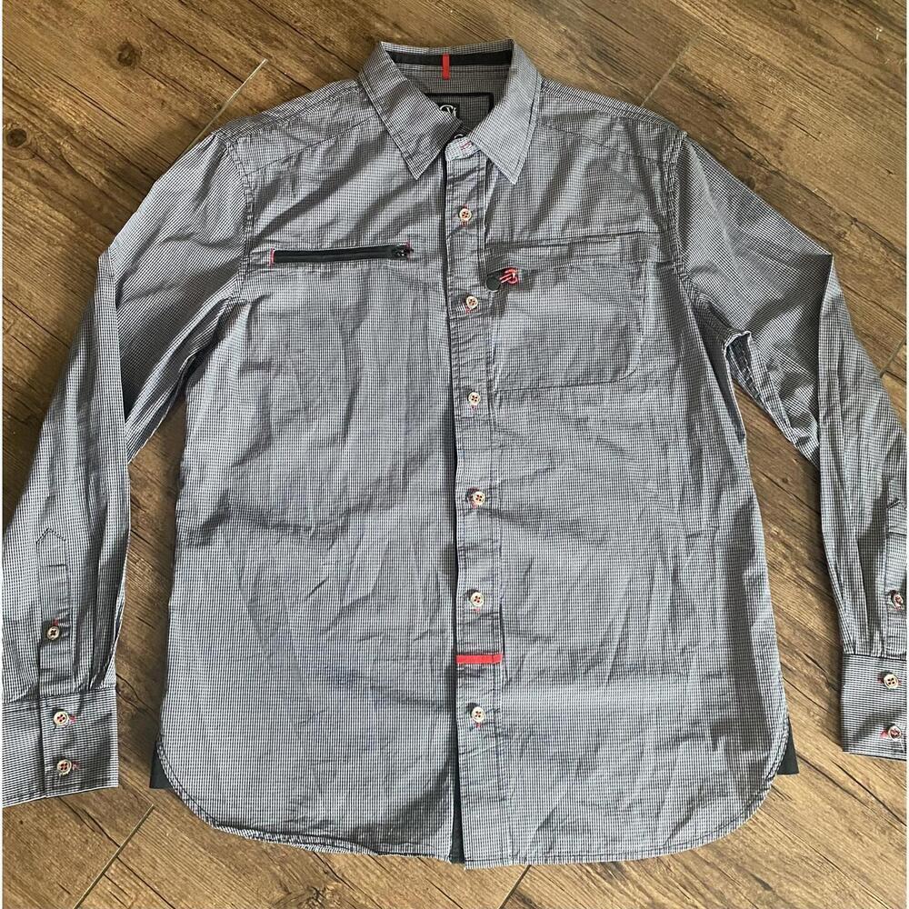 CAVI Casual Button-Up Shirt with Unique Accent Buttons